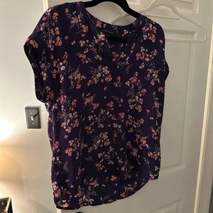 Dark purple floral v neck